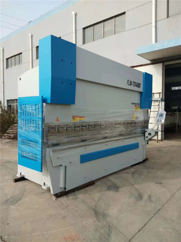 鋼材折彎?rùn)C(jī) 鋼材折彎?rùn)C(jī)